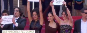 Protesto político marca passagem de Aquarius, com Sonia Braga, por Cannes