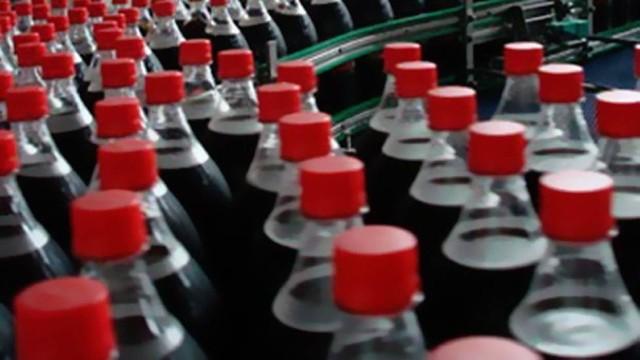 Coca-Cola paralisa produção na Venezuela por falta de açúcar