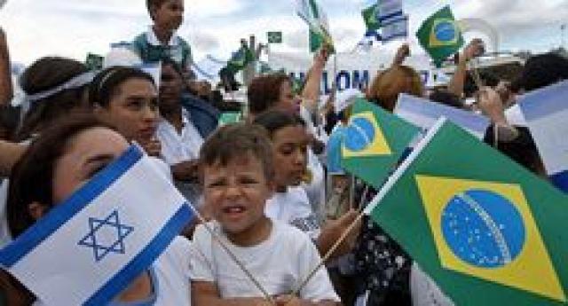 Judeus brasileiros migram para Israel fugindo da crise