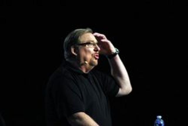 Rick Warren: Pornografia é um veneno, só os tolos alimentam-se de lixo