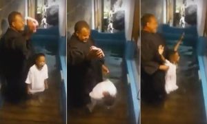 Menino de 6 anos fica ansioso em batismo, se joga na água e vídeo viraliza Menino de 6 anos fica ansioso em batismo, se joga na água e vídeo viraliza