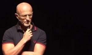 Cientistas se unem para 1º transplante de corpo inteiro; será possível? Cientistas se unem para 1º transplante de corpo inteiro; será possível?
