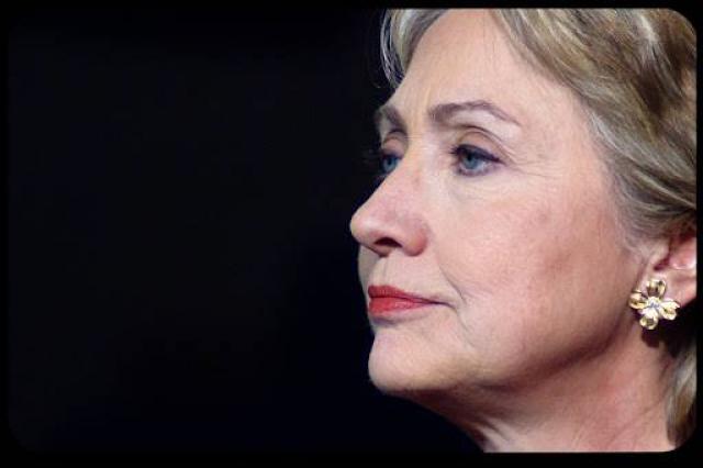 Hillary Clinton declara abertamente uma guerra contra a religião