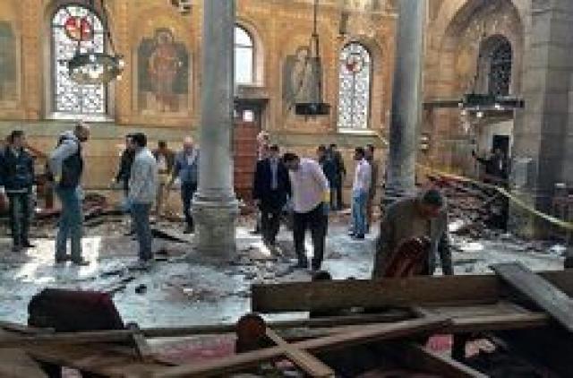 Cristãos egípcios perdoam terroristas que explodiram igreja