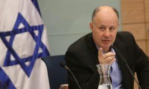 Bíblia nos dá direito a essa terra, não a Wikipedia, diz ministro de Israel