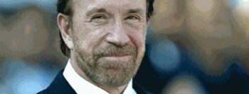 Chuck Norris: Ler a Bíblia me trouxe de volta a Cristo