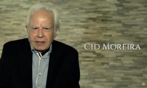 Aos 89 anos, Cid Moreira se torna Youtuber e cria Canal da Bíblia