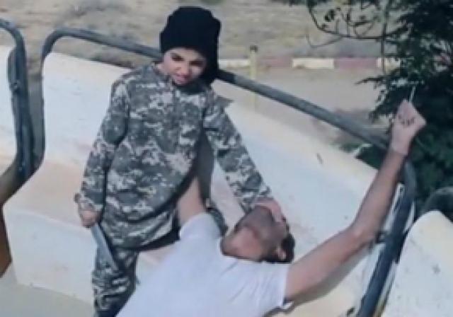 ICrianças que aprenderam a decapitar com o EI estão sendo resgatadas