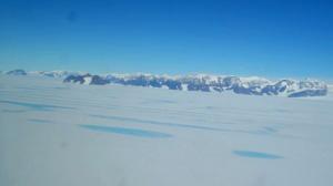 Fenda faz ‘curva’ e torna iminente descolamento de iceberg gigantesco da Antártida