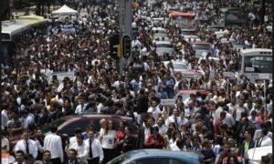 Terremoto mata mais de 20 crianças em escola do México