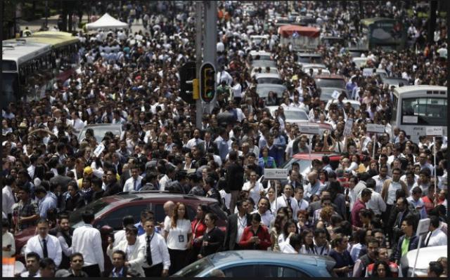 Terremoto mata mais de 20 crianças em escola do México