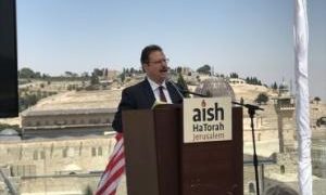 Coalizão de Latinos por Israel celebra abertura de embaixadas em Jerusalém Pastor Mario Bramnick acr