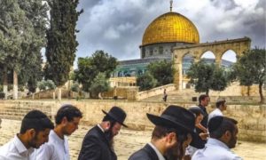 Grupo judeu exige demolir mesquita Al-Aqsa para construir templo