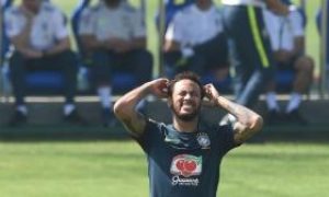 Deputado do PSL protocola projeto de lei batizado por internautas de “lei Neymar da Penha