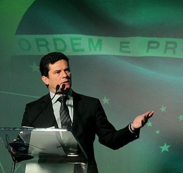 MINISTRO SERGIO MORO SE MANIFESTA SOBRE MENSAGENS VAZADAS, NÃO TEM NADA ALI