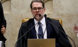 Toffoli, ignora decisão de Moraes, mantém a AMBEV em funcionamento e “autonomia” de estados e municípios pode cair