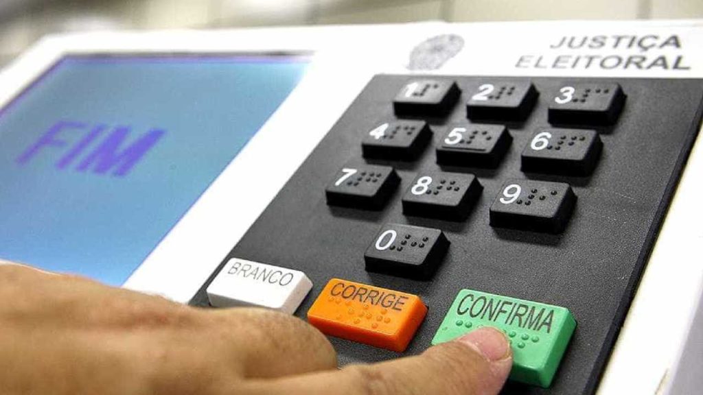 Presidentes do Senado, da Câmara e do TSE discutirão eleições deste ano