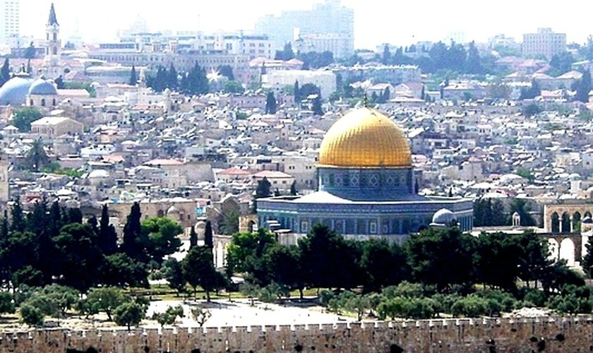 ACADÊMICO DE GAZA: PALESTINOS TEMEM QUE OS EMIRADOS ÁRABES UNIDOS AJUDEM ISRAEL A CONSTRUIR O TERCEIRO TEMPLO