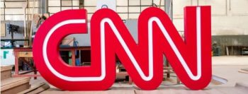 CNN demite 3 funcionários que foram ao trabalho não vacinados