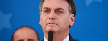 “Eu só posso fazer uma coisa se vocês assim o desejarem”, diz Bolsonaro