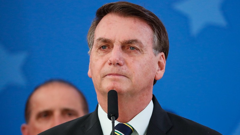 “Eu só posso fazer uma coisa se vocês assim o desejarem”, diz Bolsonaro