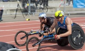 “Uma cadeira de rodas não me faz ser menos usado por Deus”, diz atleta paralímpico