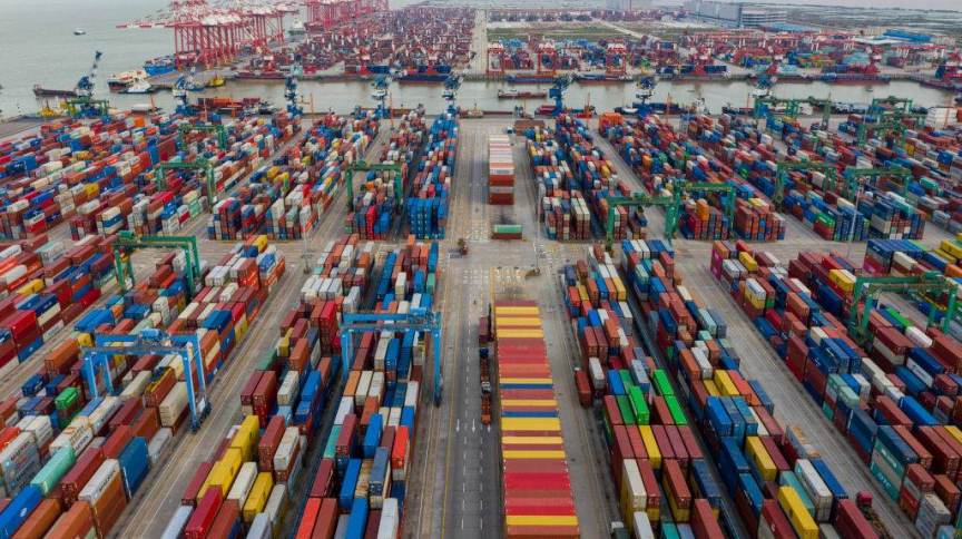 Crise portuária encarece produtos em todo o mundo e parece longe de acabar