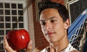 Porque Adolescentes tem muita fome. Porque Adolescentes tem muita fome.
