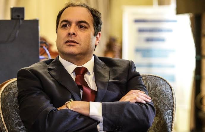 Governador determina que somente fiéis vacinados frequentem igrejas no Pernambuco