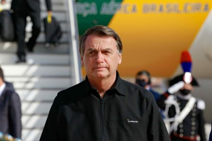 “Por mim, não teria Carnaval”, afirma Jair Bolsonaro sobre 2022