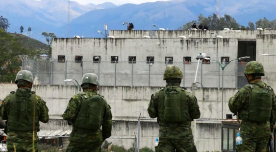Briga de facções em prisão no Equador deixa ao menos 20 mortos