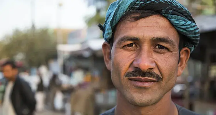 A vida de um refugiado afegão