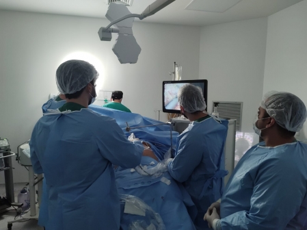 ADÃO PEREIRA NUNES, EM DUQUE DE CAXIAS, REALIZA A PRIMEIRA CIRURGIA BARIÁTRICA