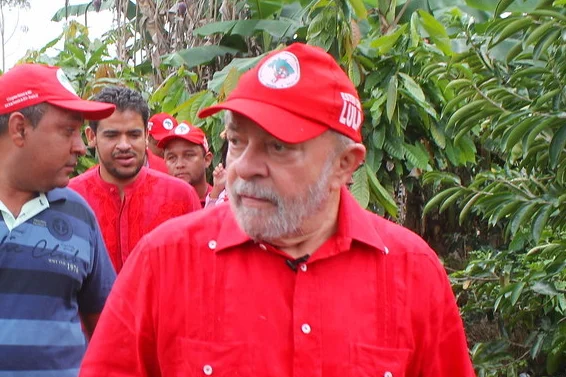 PT obtém liminar que diminui período de plantio da soja em Mato Grosso