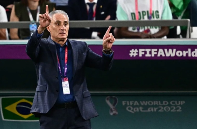 Tite é assaltado e ainda leva puxão de orelha do bandido por ter perdido a Copa do Mundo