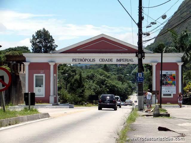 Hacker invade sistema e envia até e-mails em nome da prefeitura de Petrópolis: ‘Dados podem ser vazados’