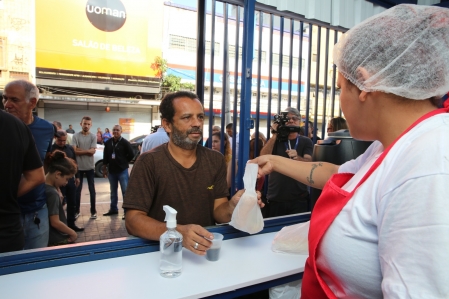 PROGRAMA “CAFÉ DO TRABALHADOR” COMEÇA A FUNCIONAR EM DUQUE DE CAXIAS