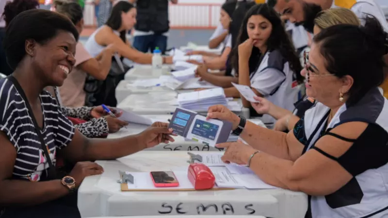 Caxias faz última chamada para retirada do Cartão Recomeçar